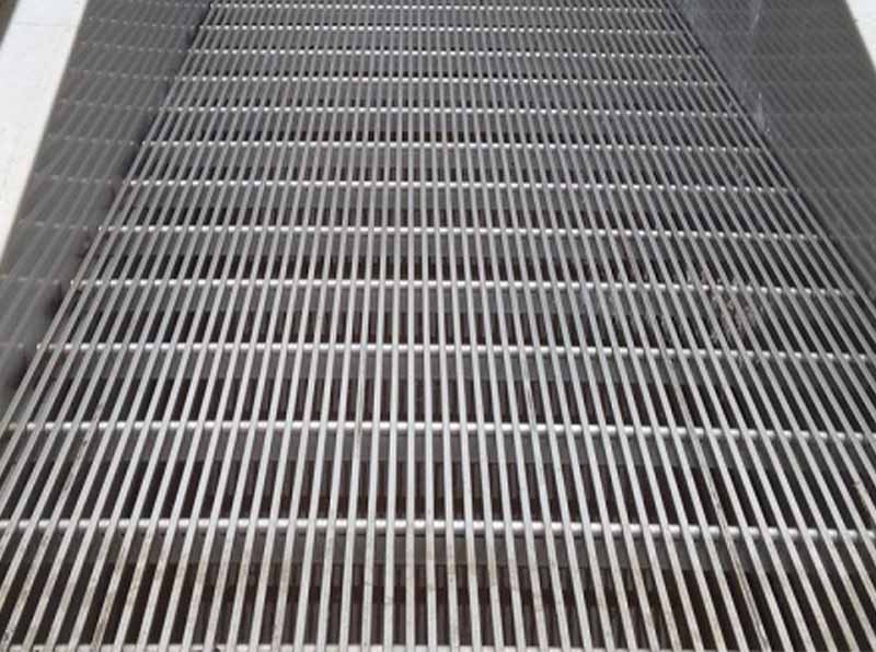 Slot Wedge Wire Vibrating Screen